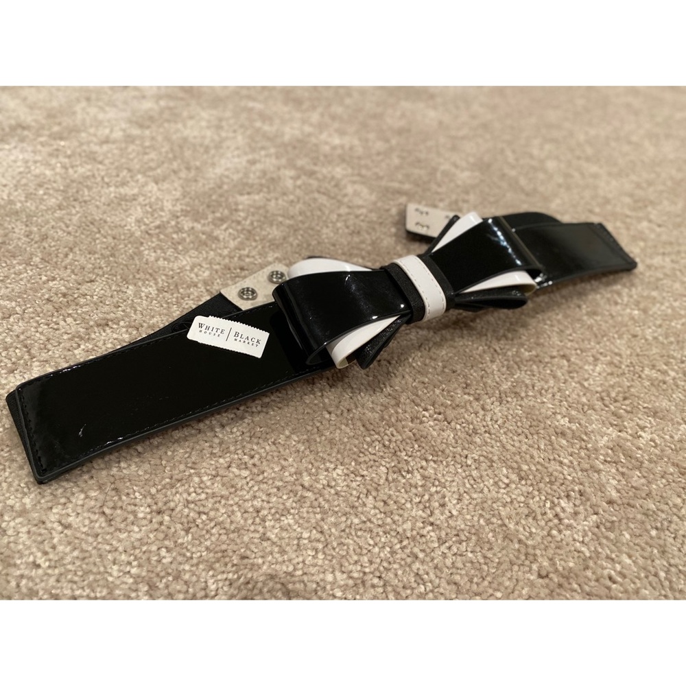 White House Black Market Black & White Bow Belt